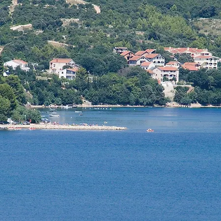 Apartment Cozy In With House Sea View