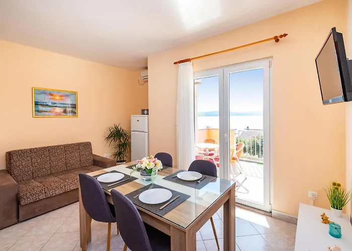 Pavlinka Bb Iii * Posedarje